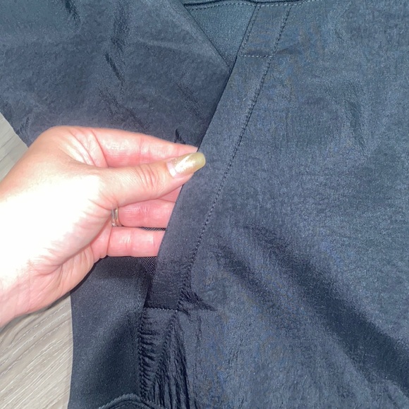 Nike LA Chargers Black 2020 Salute to Service Sideline Performance Hoodie - Picture 5 of 7